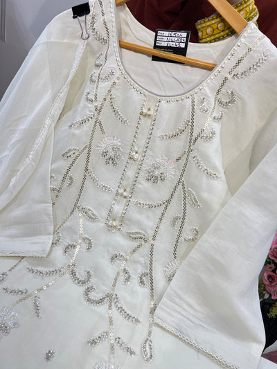 Handwork Formals 1548