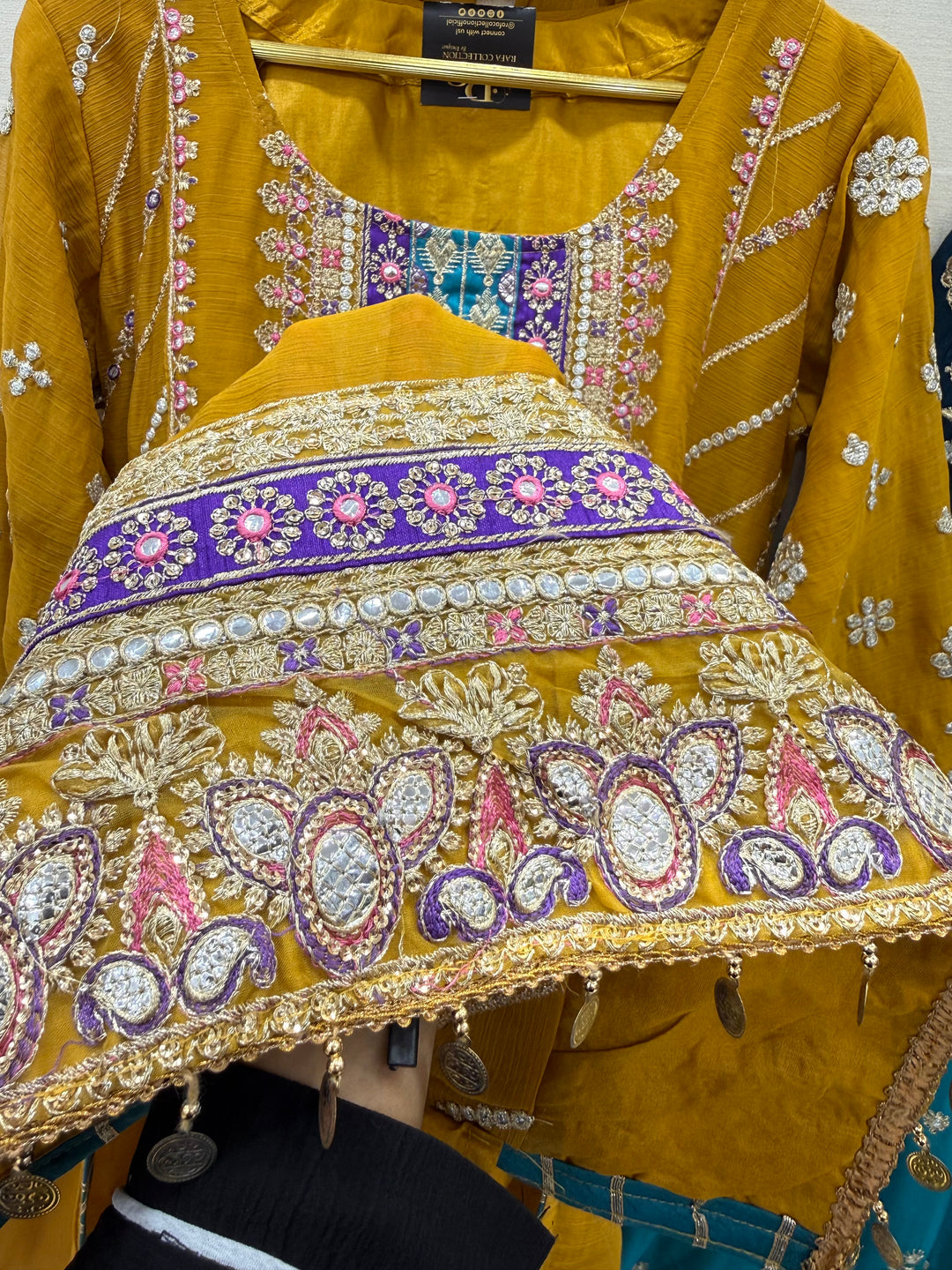 Heavy embroidered suits 2973