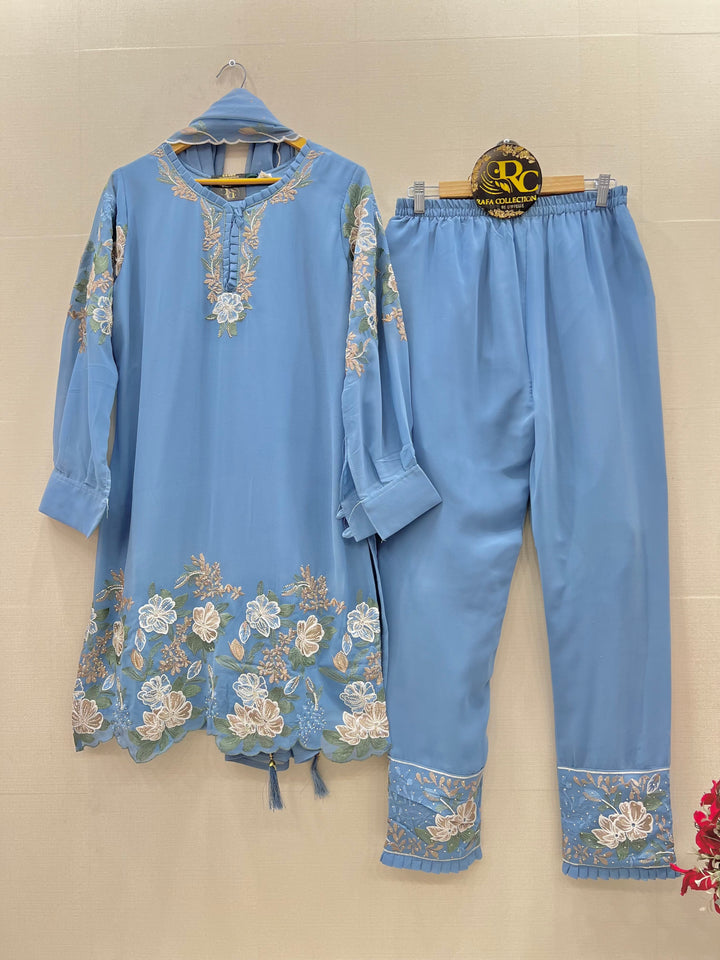 Pakistani Formal Suits