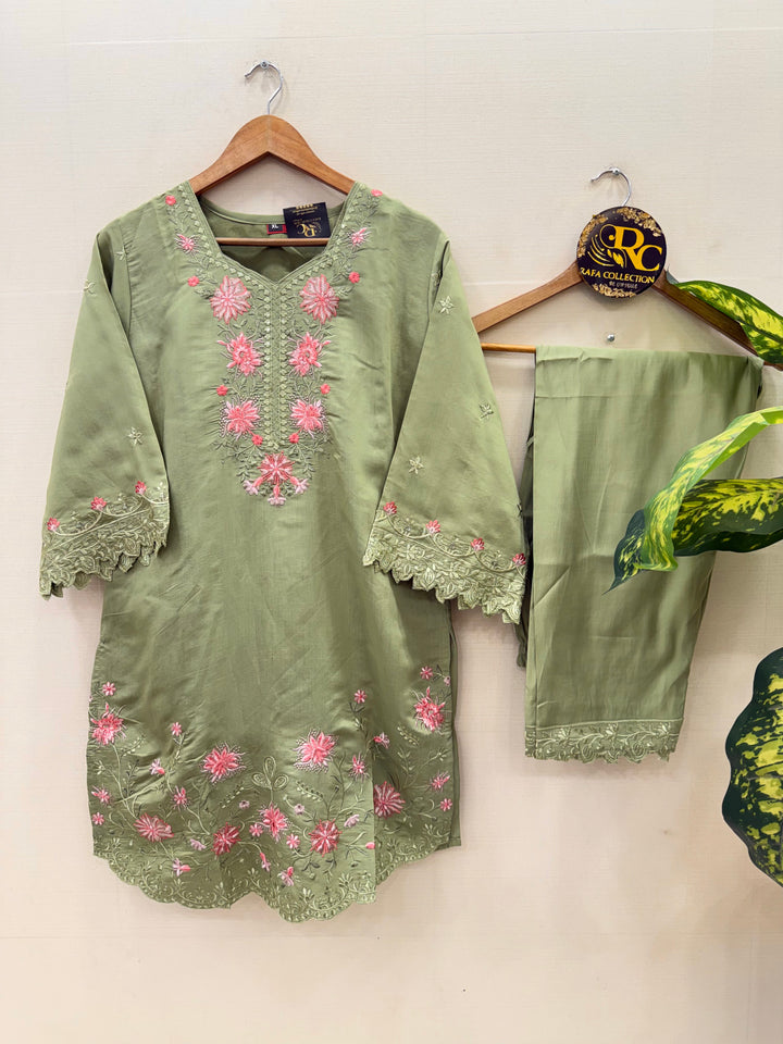 Embroided co-ord sets 3185