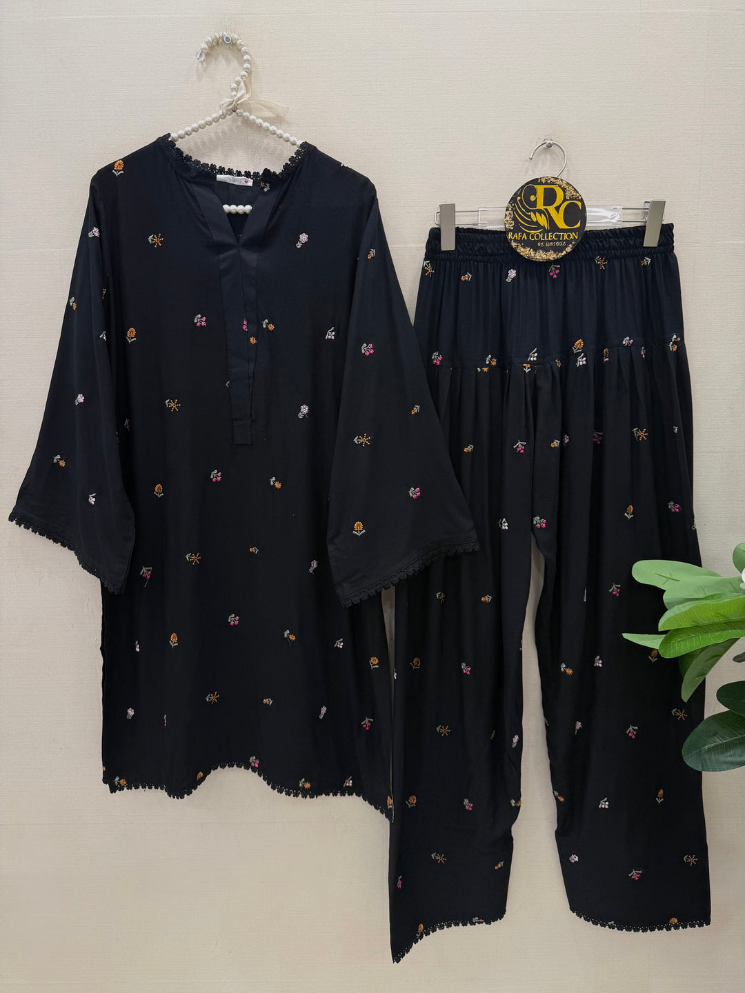 Pakistani Farshi salwar suits