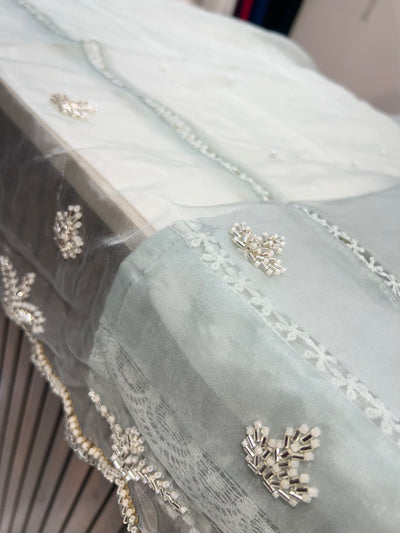 Handwork Formals 583