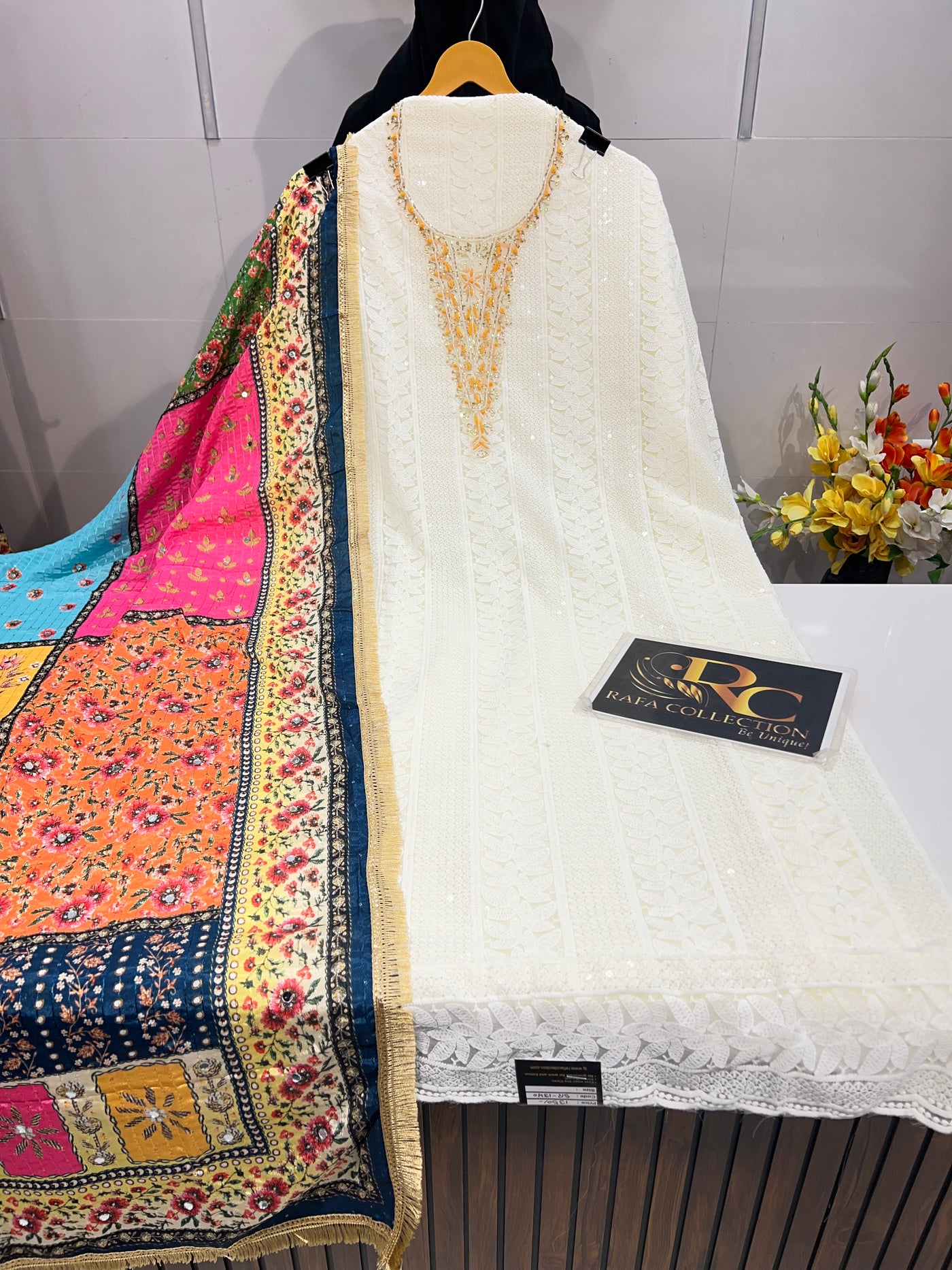 Georgette Unstich Suit 1337