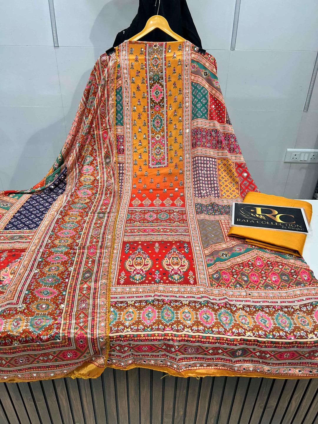 Multi colour mirror Suit 1257