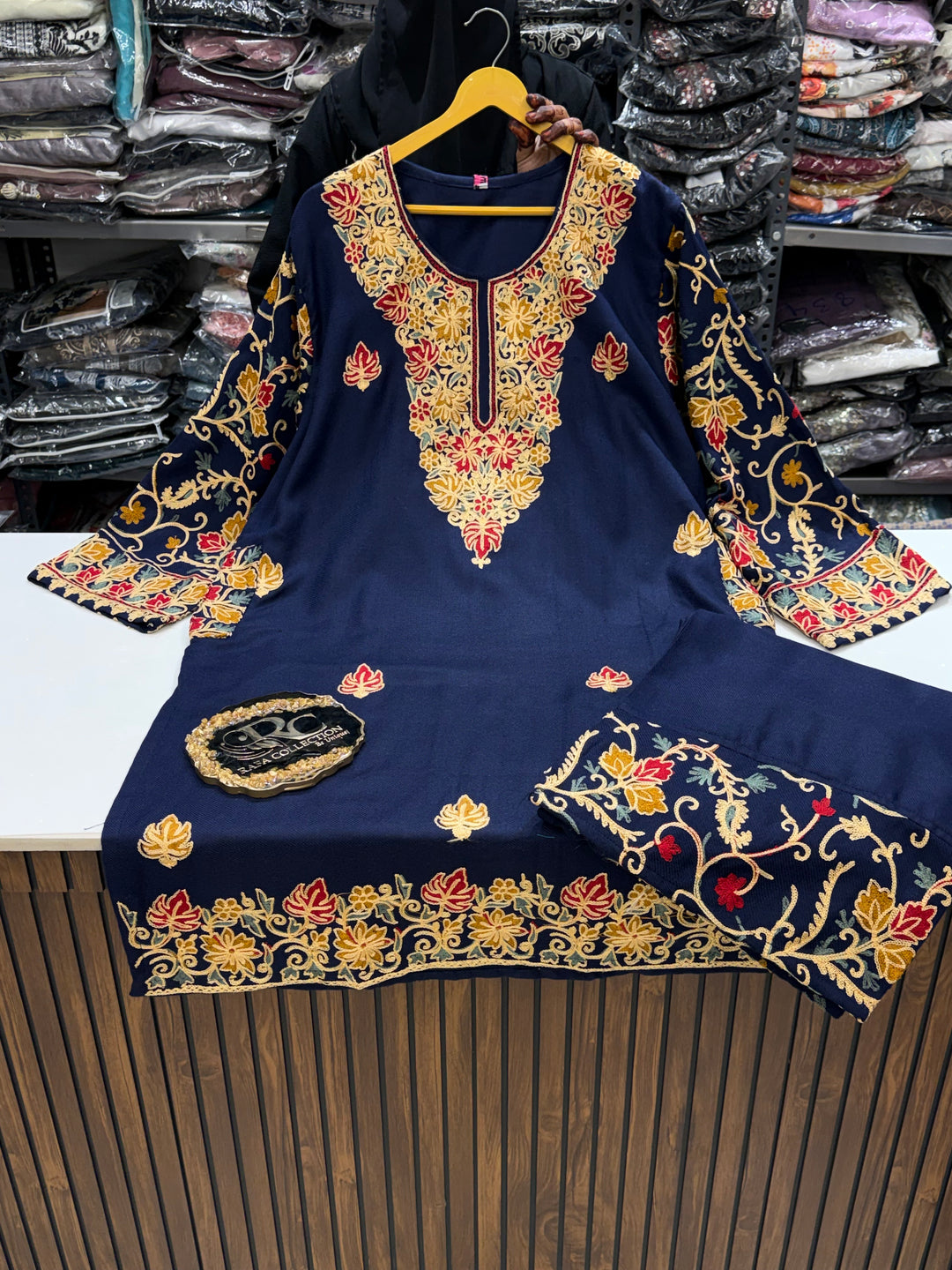 Kashmiri pairhan 3154