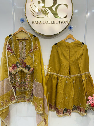 Mughal style gararas 1746