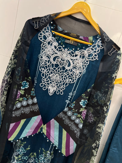 Pakistani formals 2594