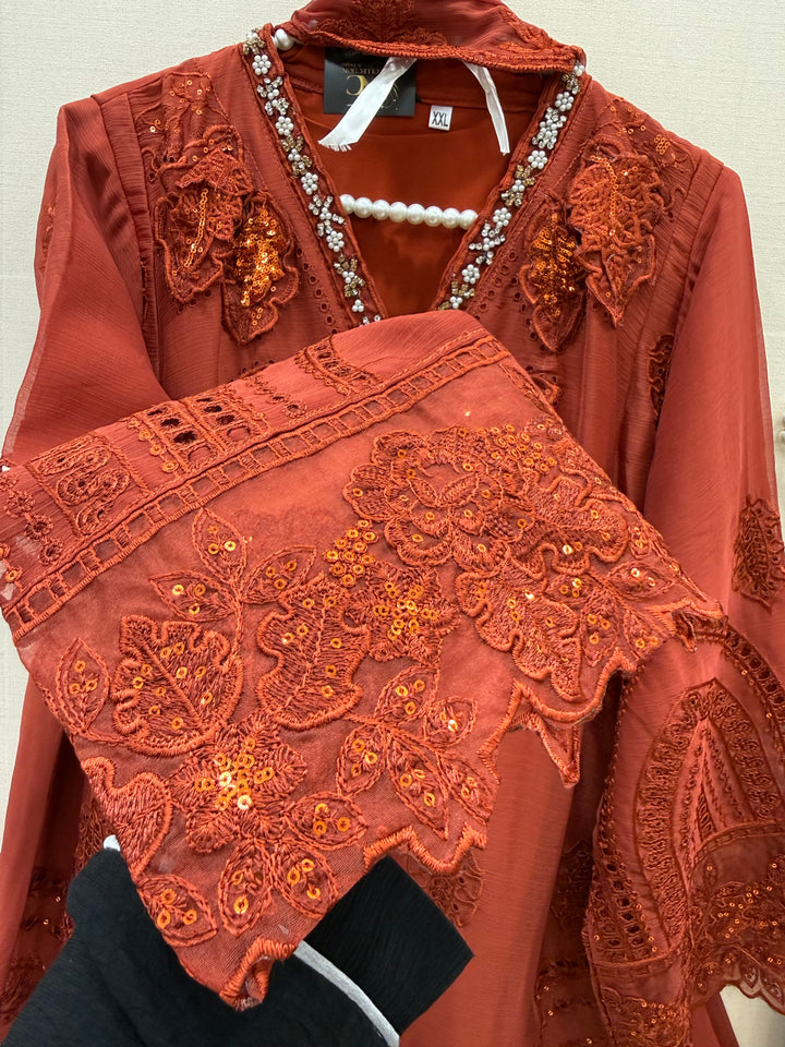 Embroidered suits 2959