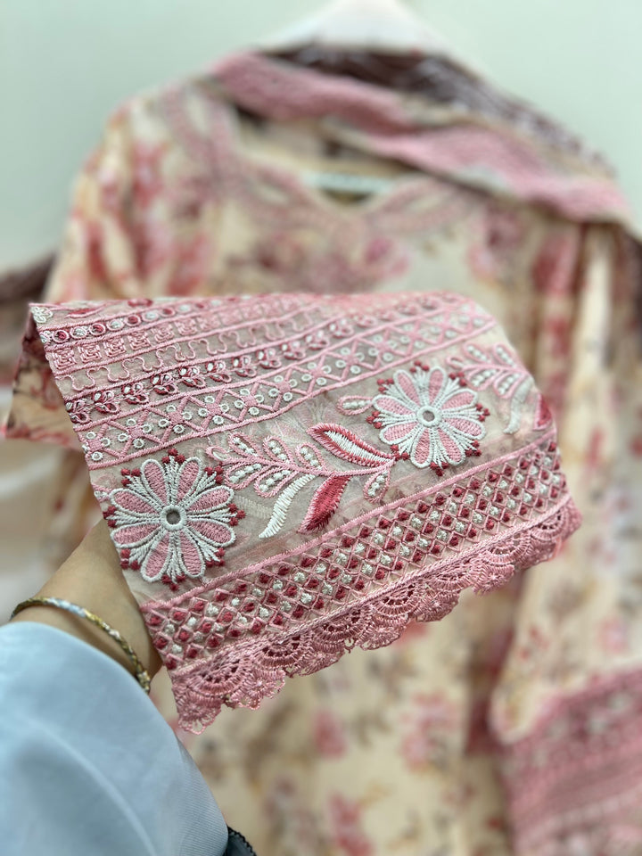Pakistani embroidery Suits