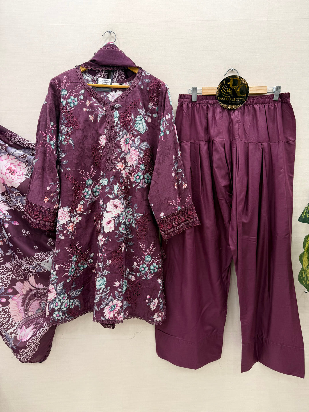 Cotton embroided farshi suits