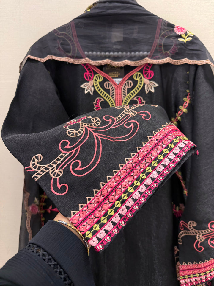 Pakistani formals suits