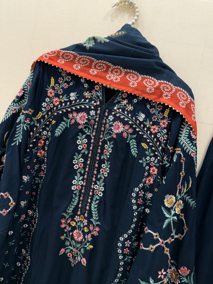 Pakistani Long Suits