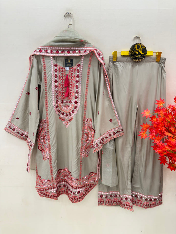 Pakistani Embroidered suits