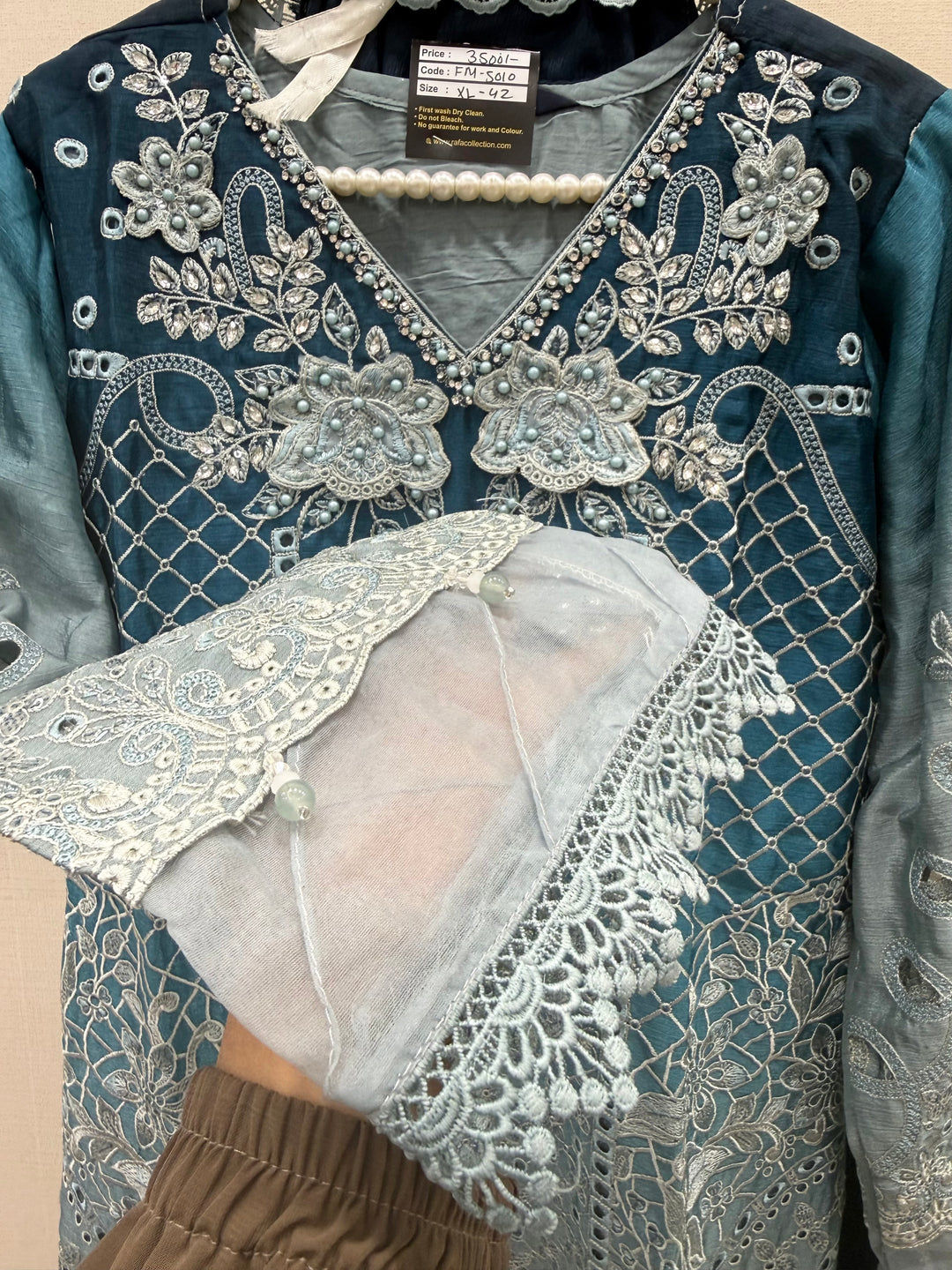 Pakistani heavy suits