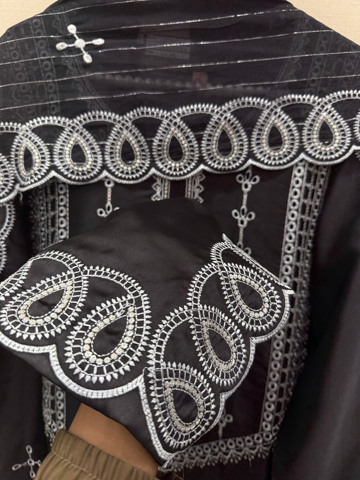 Pakistani Formals suits