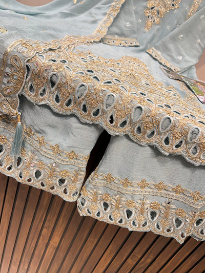 Saira special Suits 23420