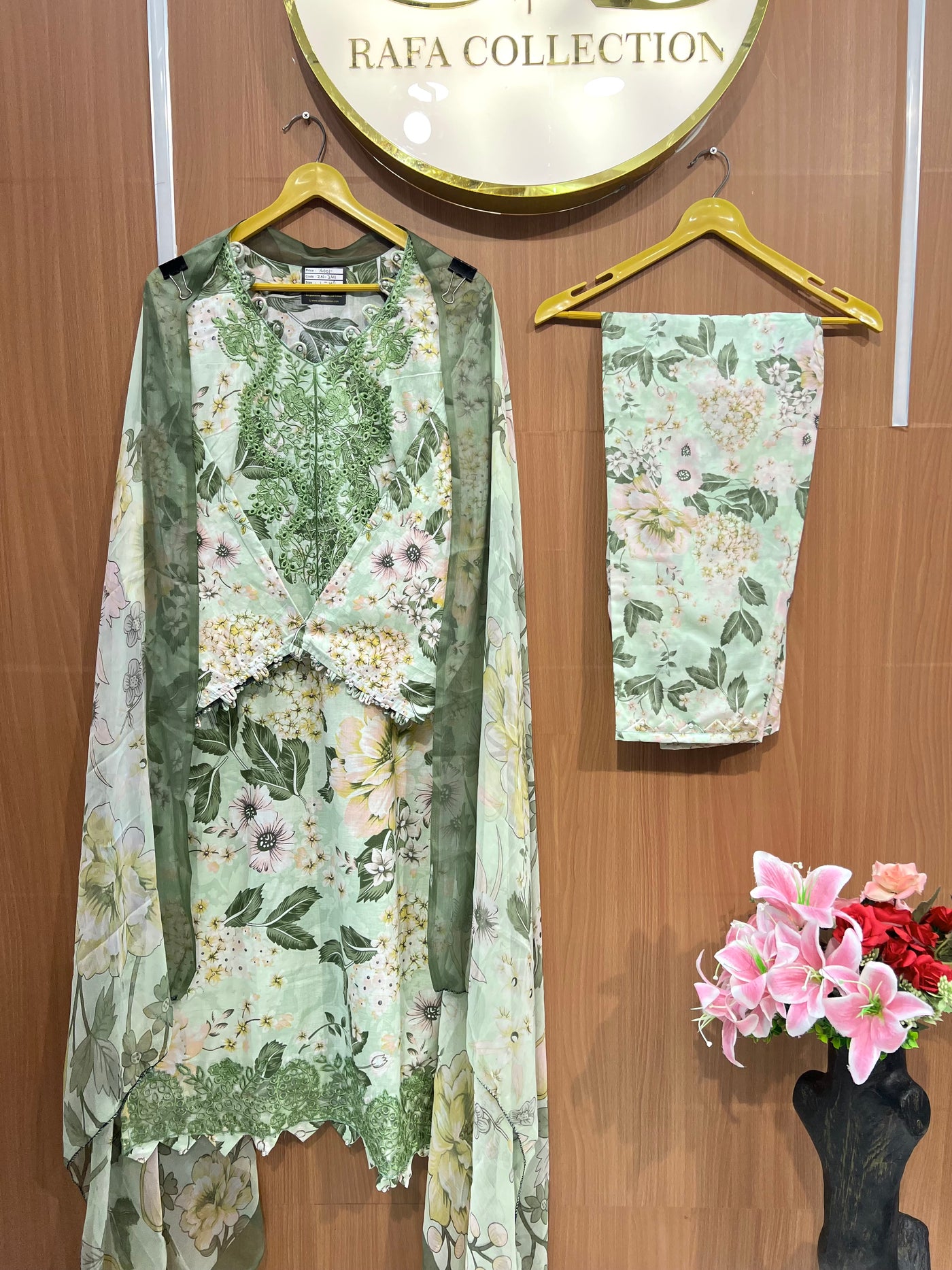 Pakistani patchwork suits2611