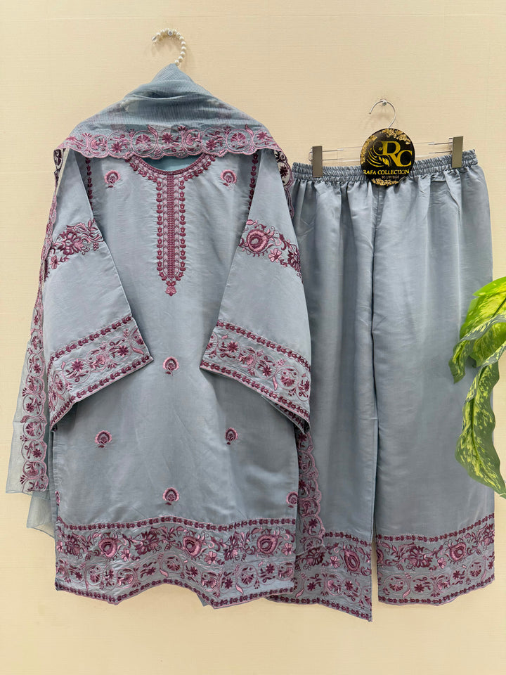Pakistani embroidered suits