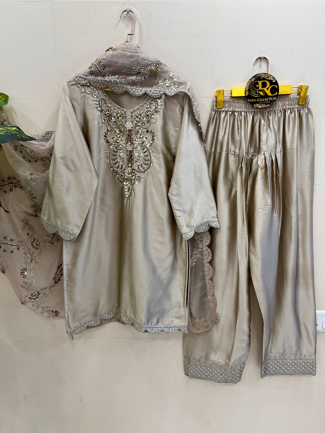 Pakistani Farshi Salwar suits