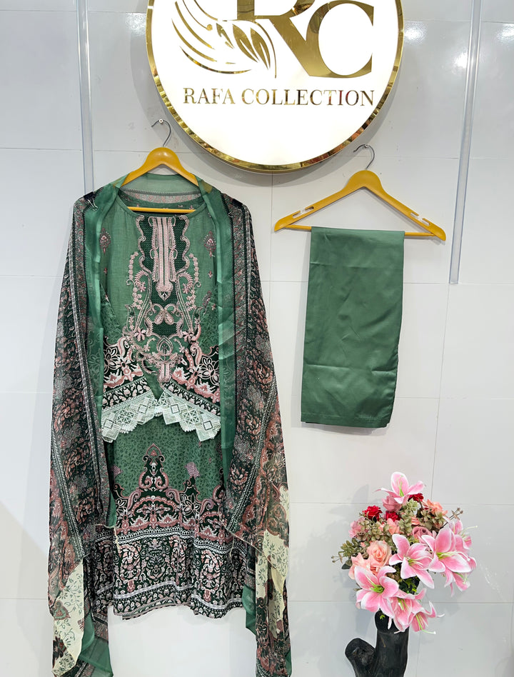 Pakistani suits 2386