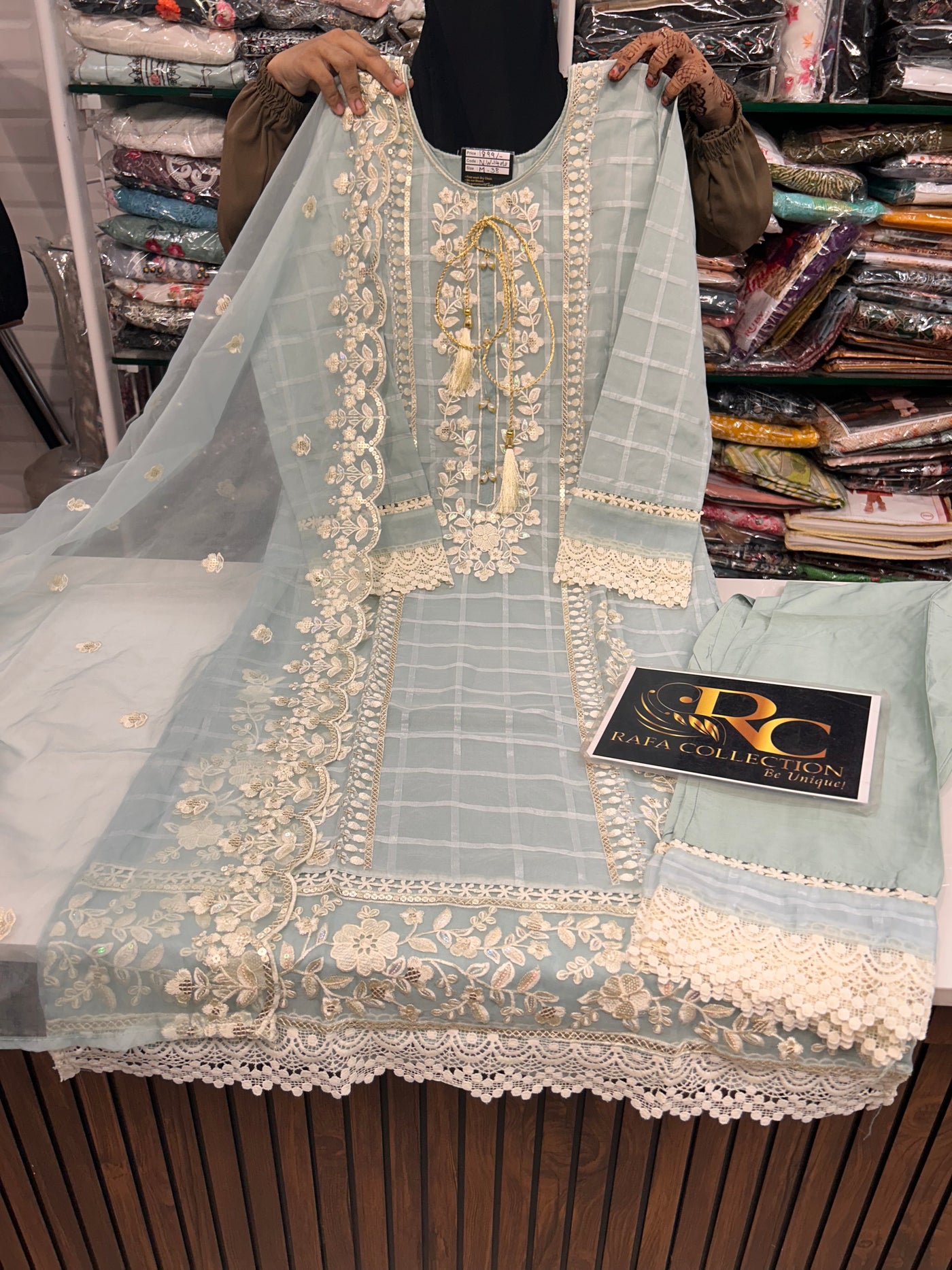 Pakistani Handwork Suit 1410