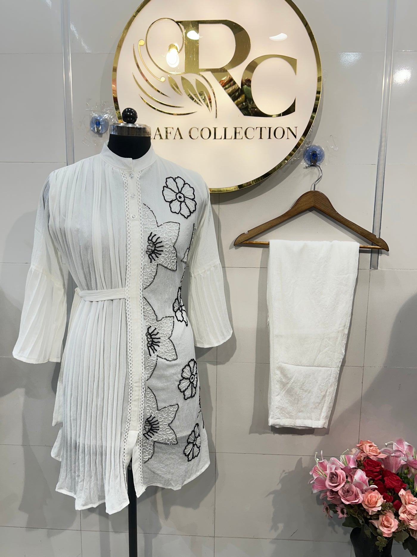 Crinkle Handwork Co-Ord Set 1582