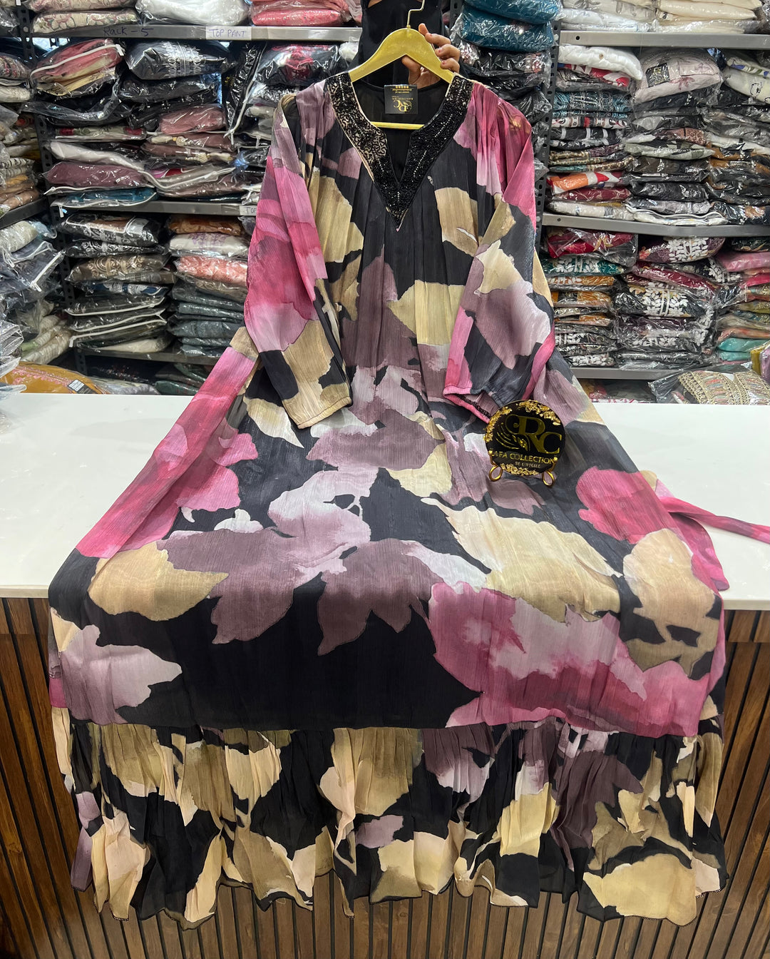 Organza imported gowns 2865