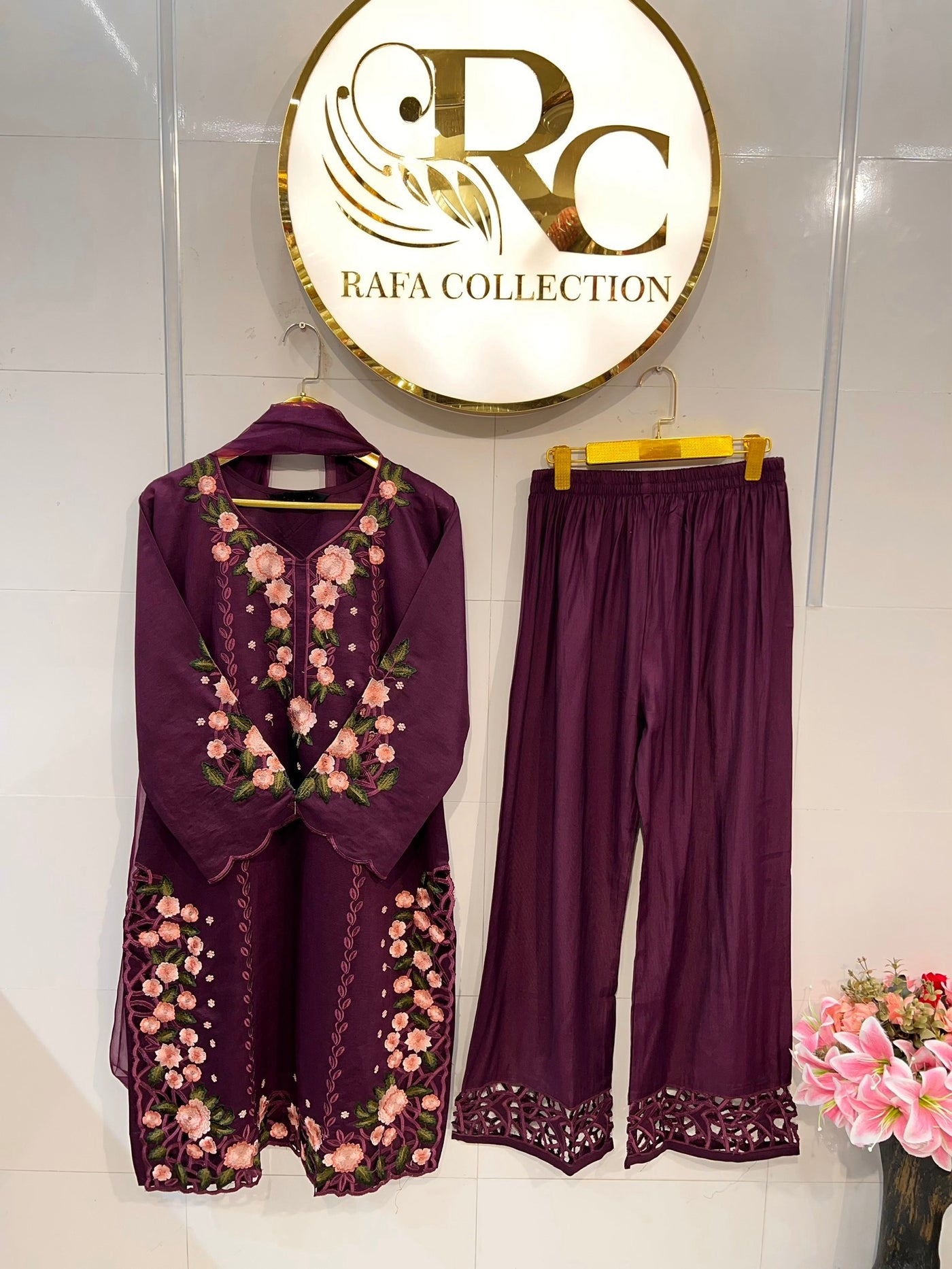 Pakistani formals 2608