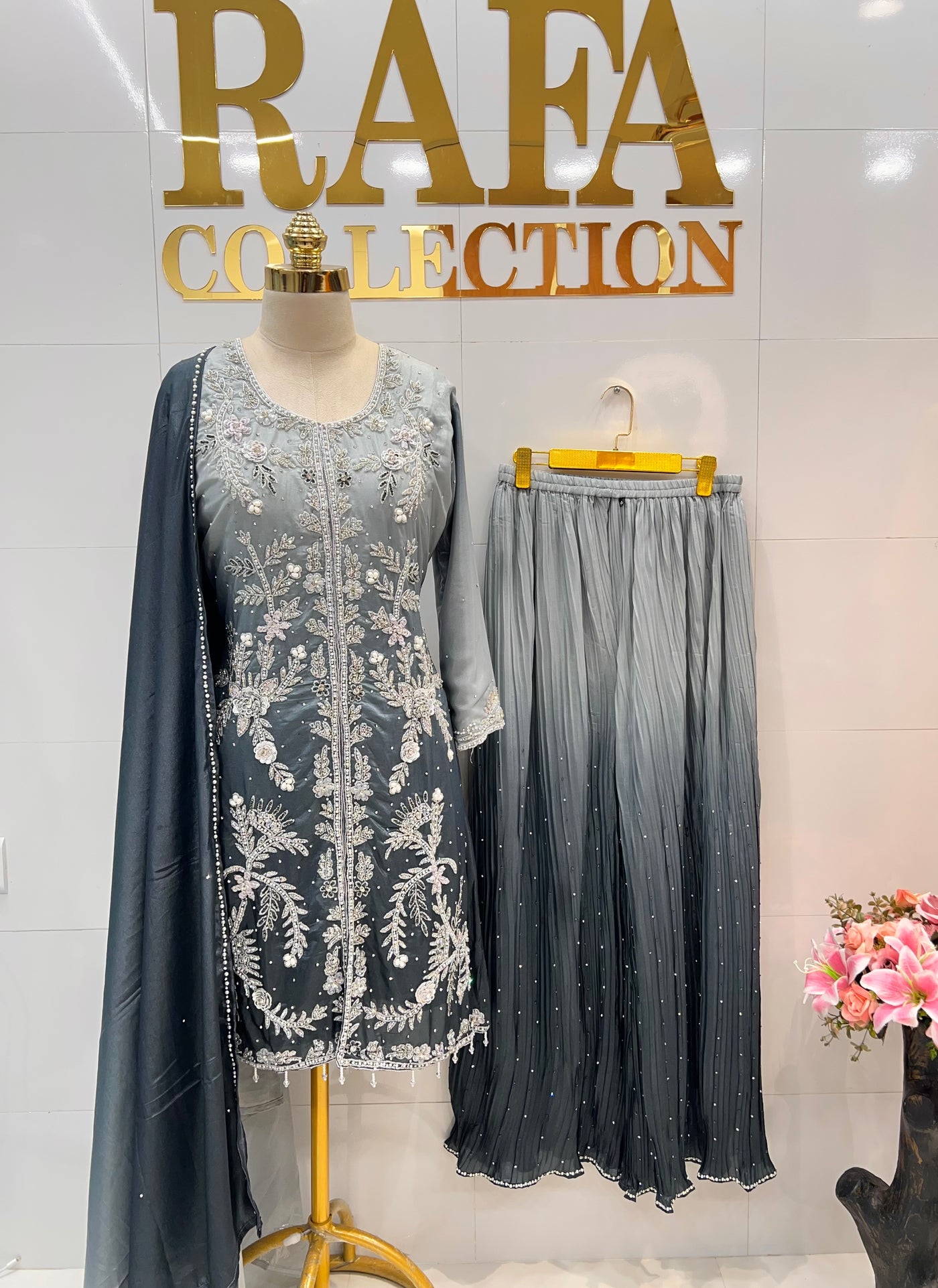 Bridal Elegance Pearl-Work Kurti & Plazzo Set 2817