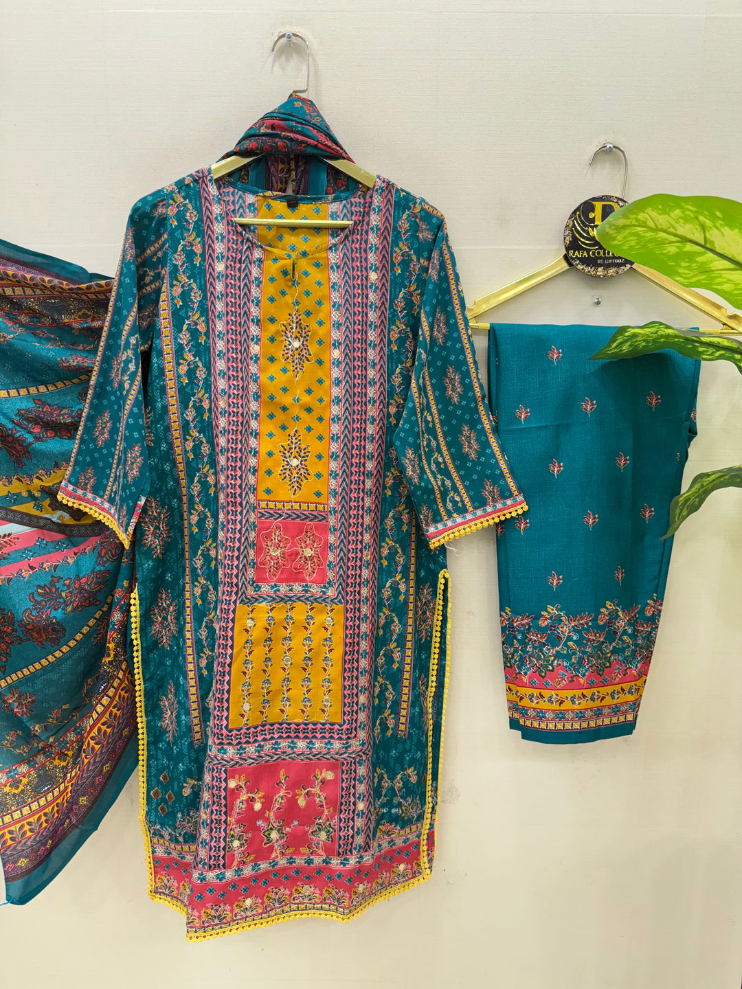 Semi cotton embroidered suits 5038