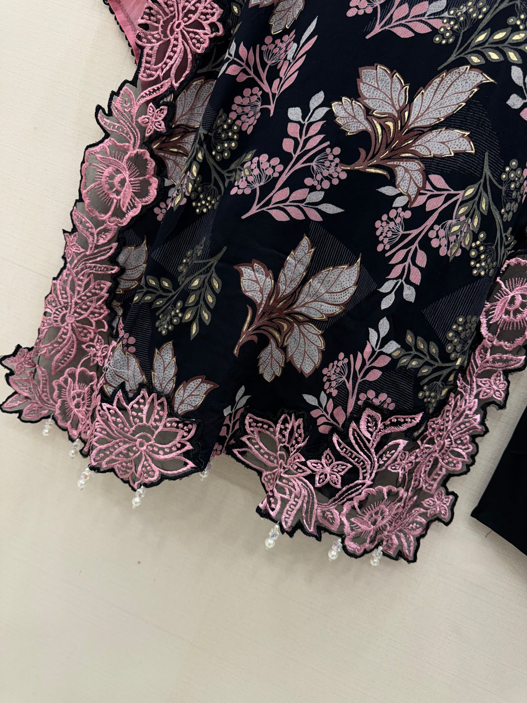 Pakistani cutwork suits 2999