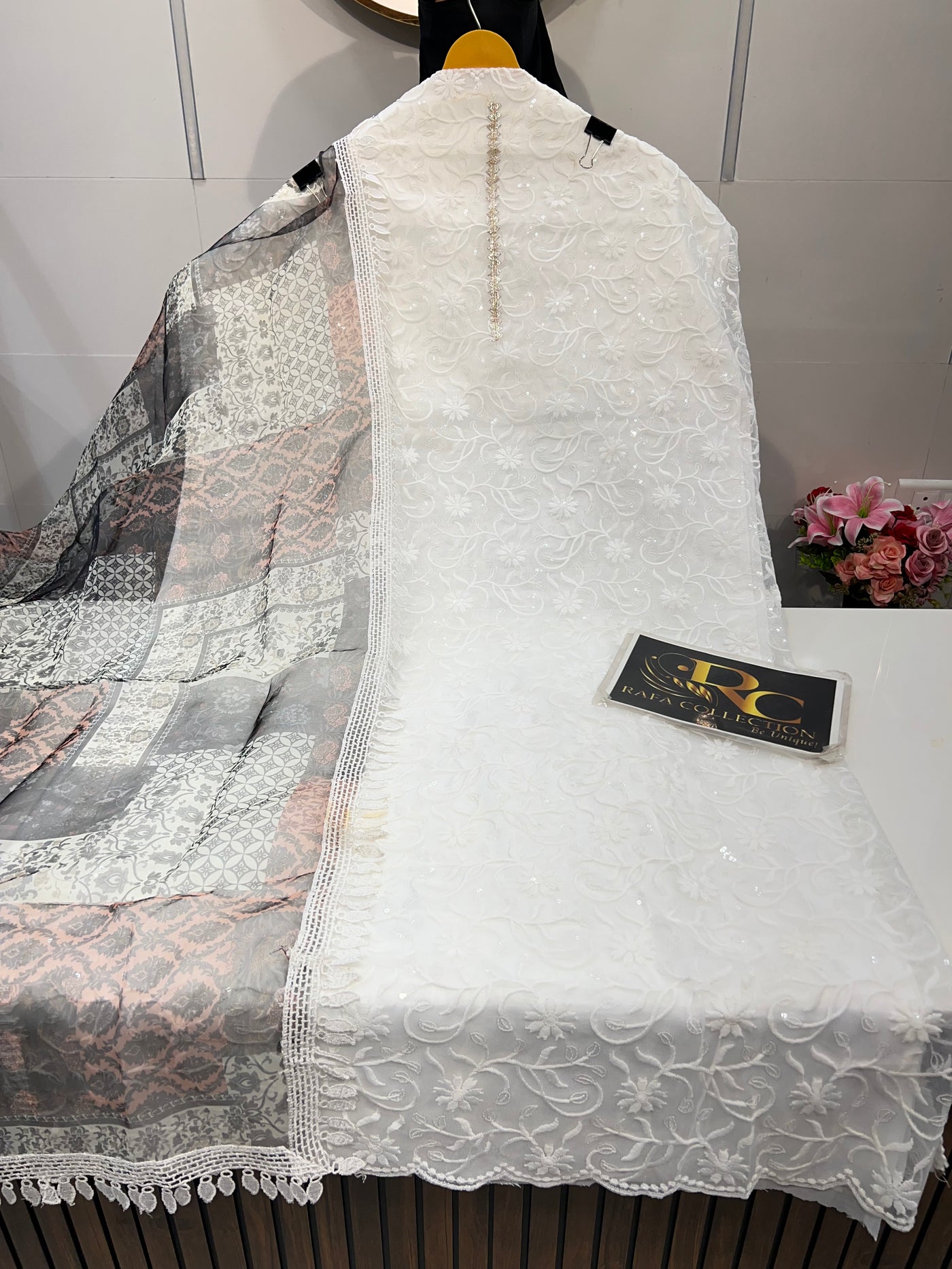 White special suits 1642