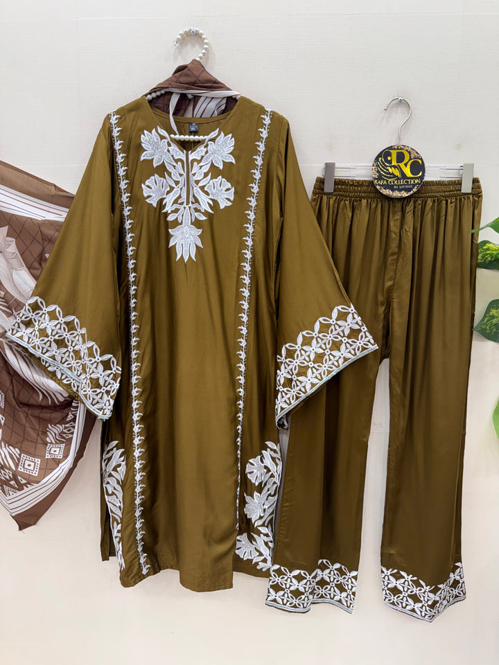 Pakistani Embroidered suits