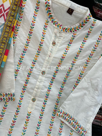 Embroided suit 796