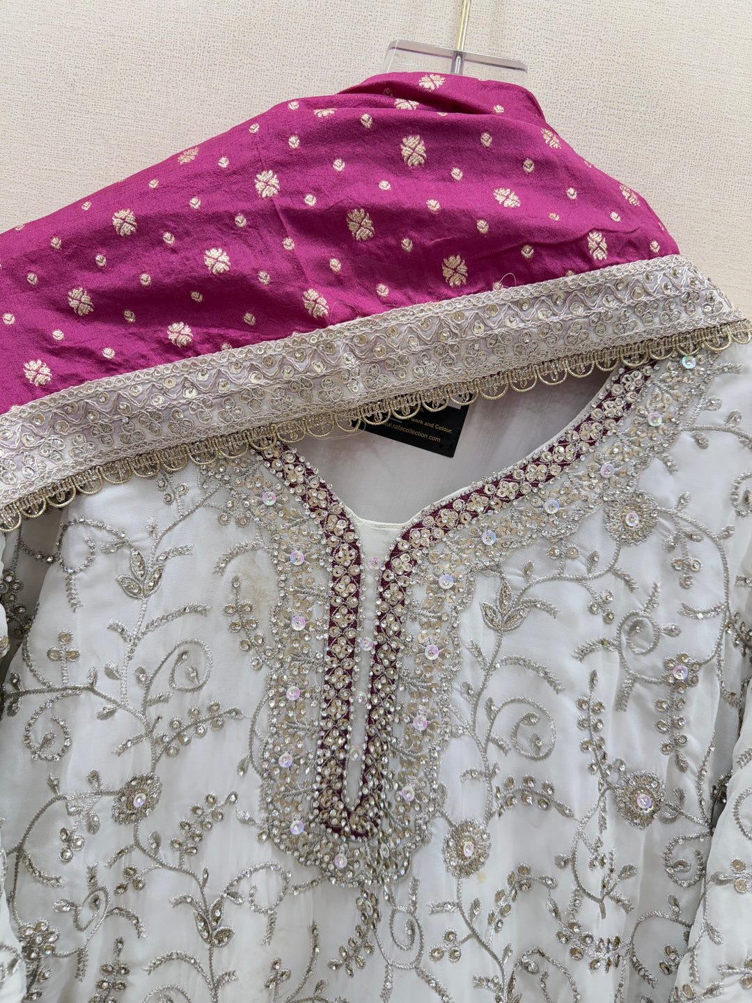 Pakistani Garara suit