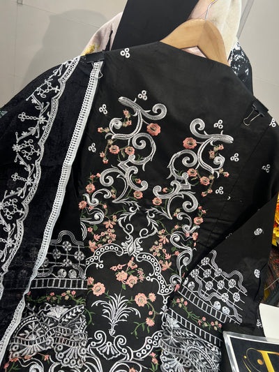 Pakistani embroided suits 1292