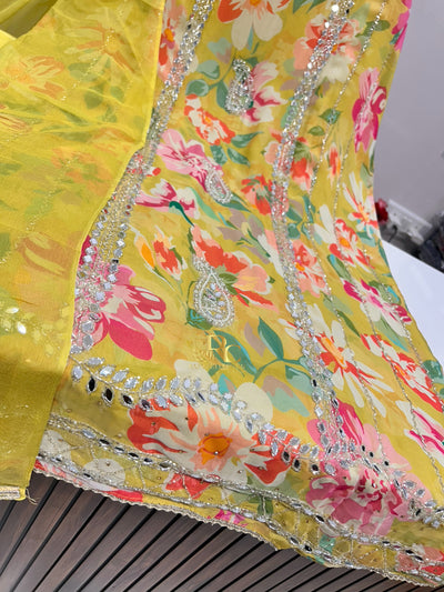 Handwork Suit 1739