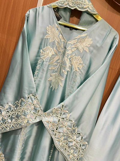 Pakistani formals 2740