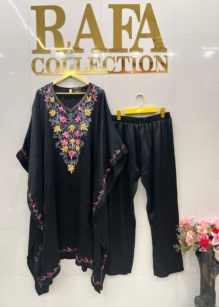 Kashmiri kaftan sets