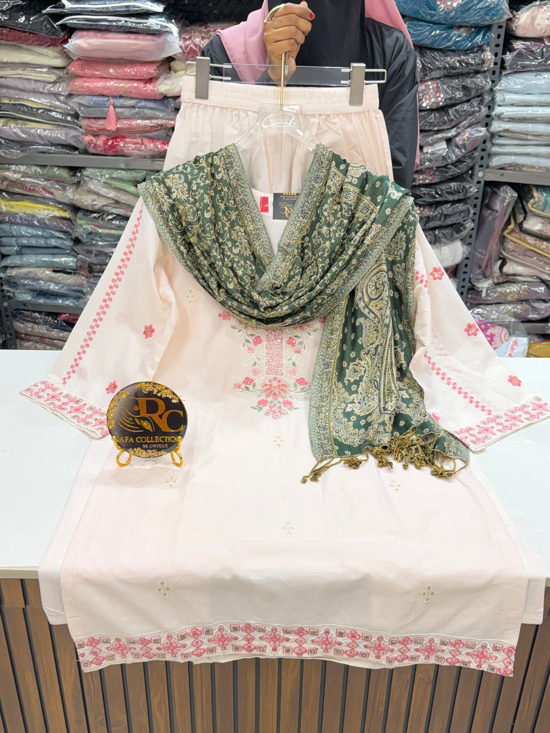 Chikankari pashmina sets