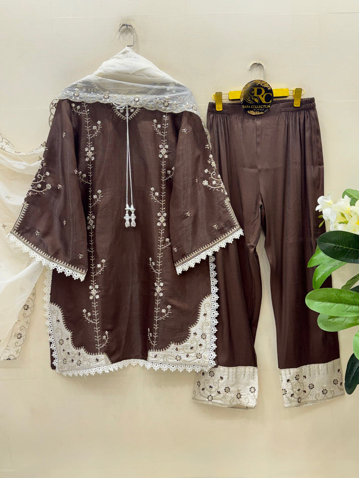 Pakistani Formals Sets