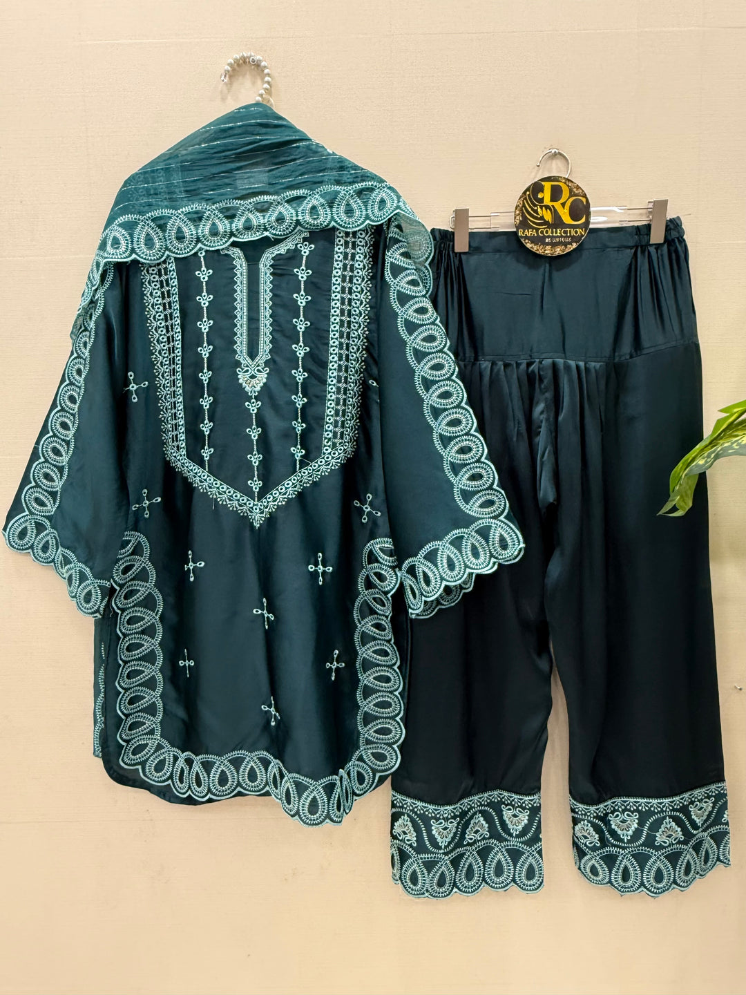 Pakistani Formals suits