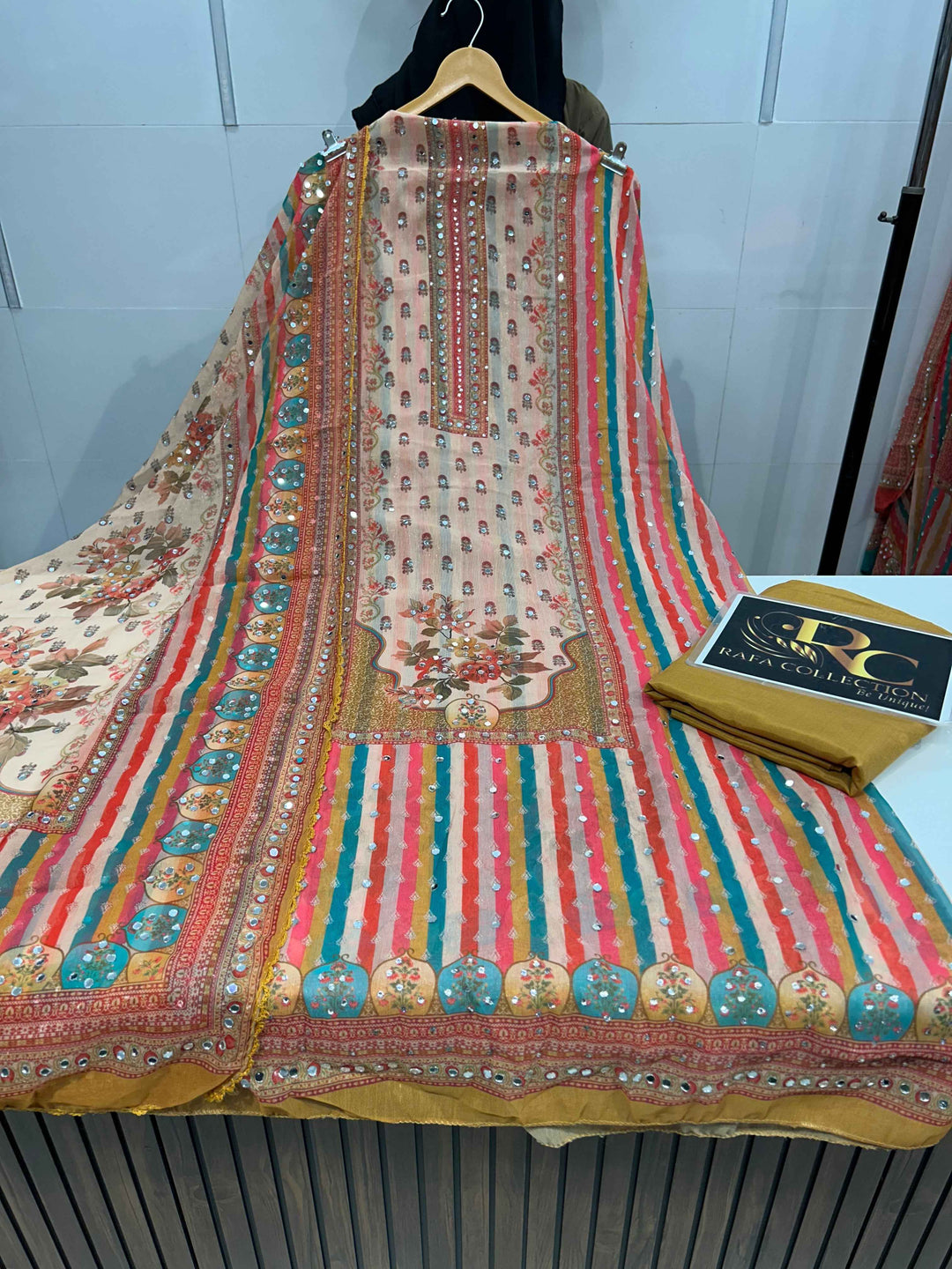 Mirror work unstich suit 328