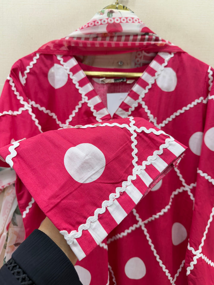 polka dot Pakistani Farshi suits