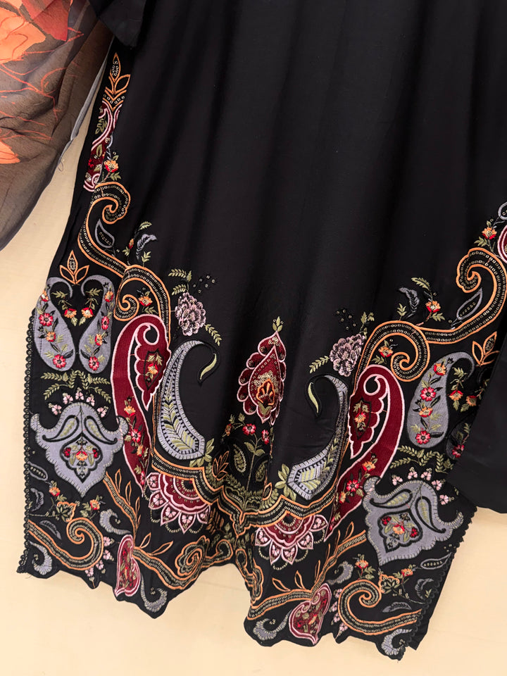 Embroidered pakistani kaftan Long Suits