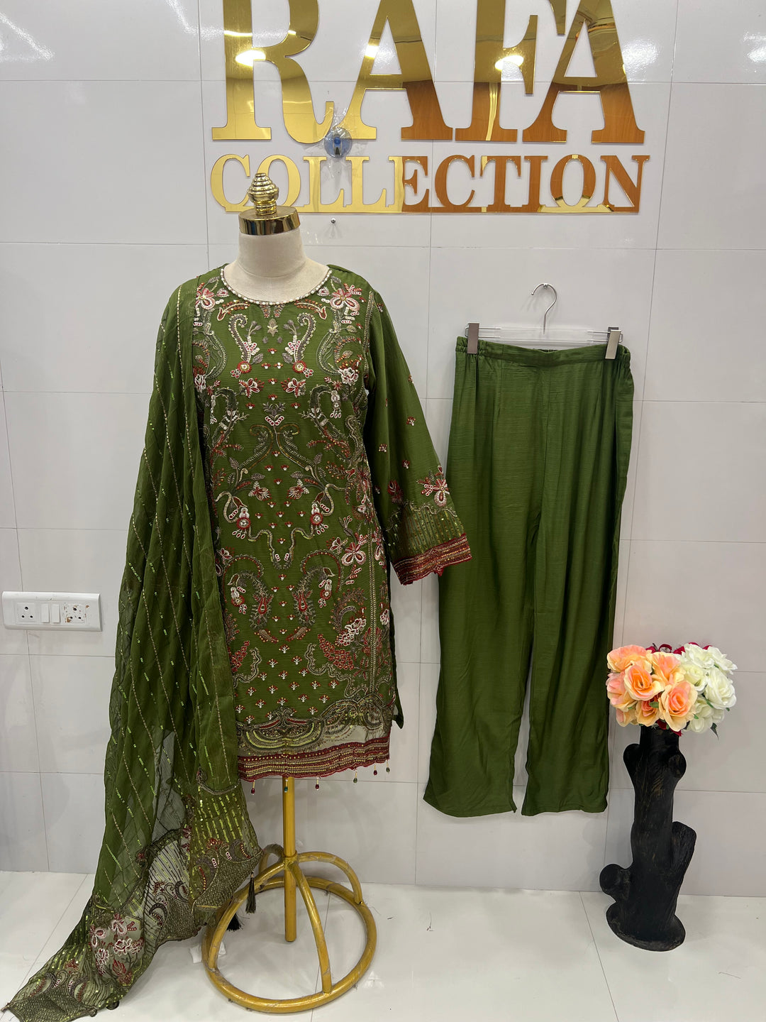 Chiffon embroidered suits 3175