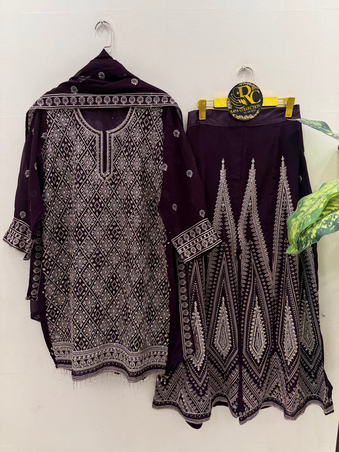 Pakistani plazzo suits 2819