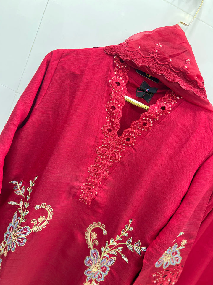 Pakistani formals suits 2828