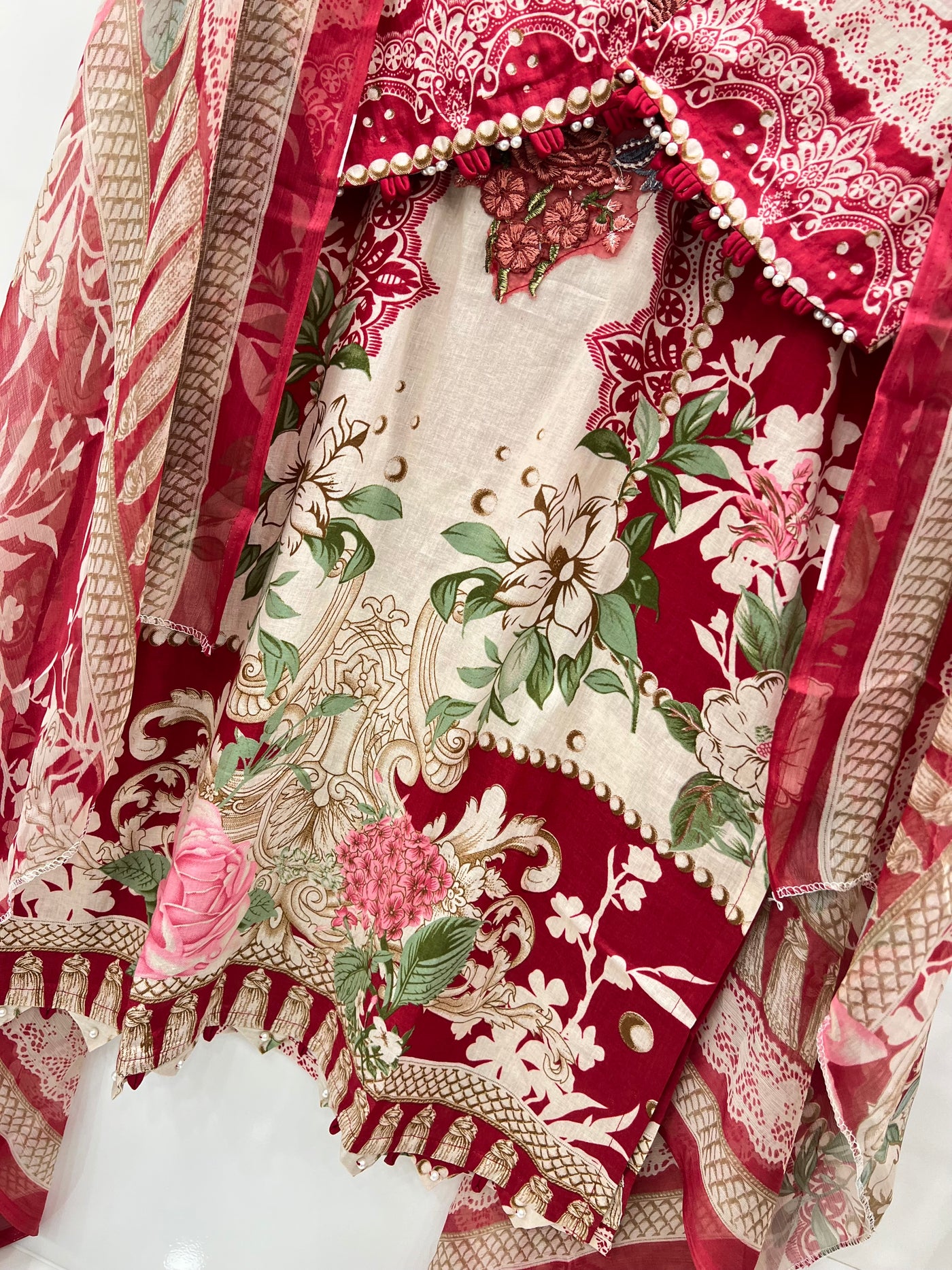 Luxury Pearl Embellished Pakistani Suits 2592