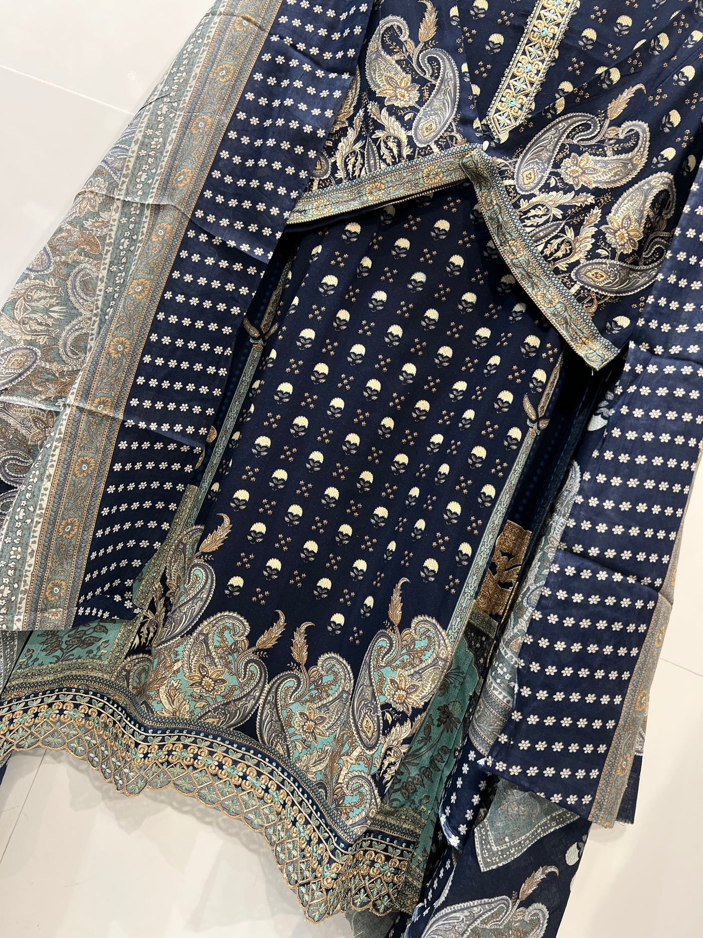 Paisley lawn sets 34169